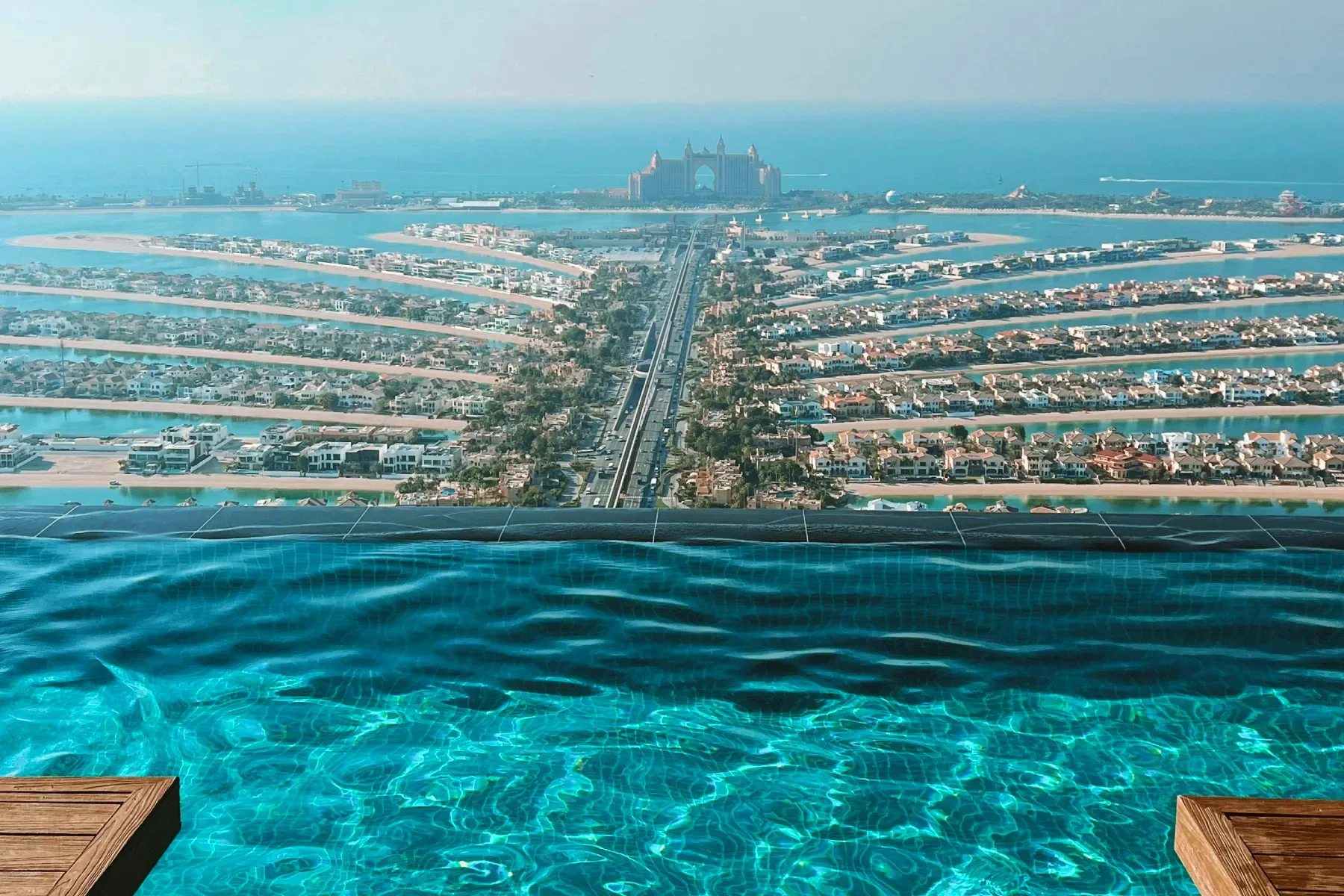Aura Skypool