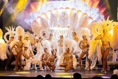 Paris Paradis
