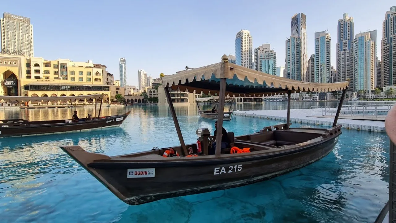 Dubai Fountain Lake Ride